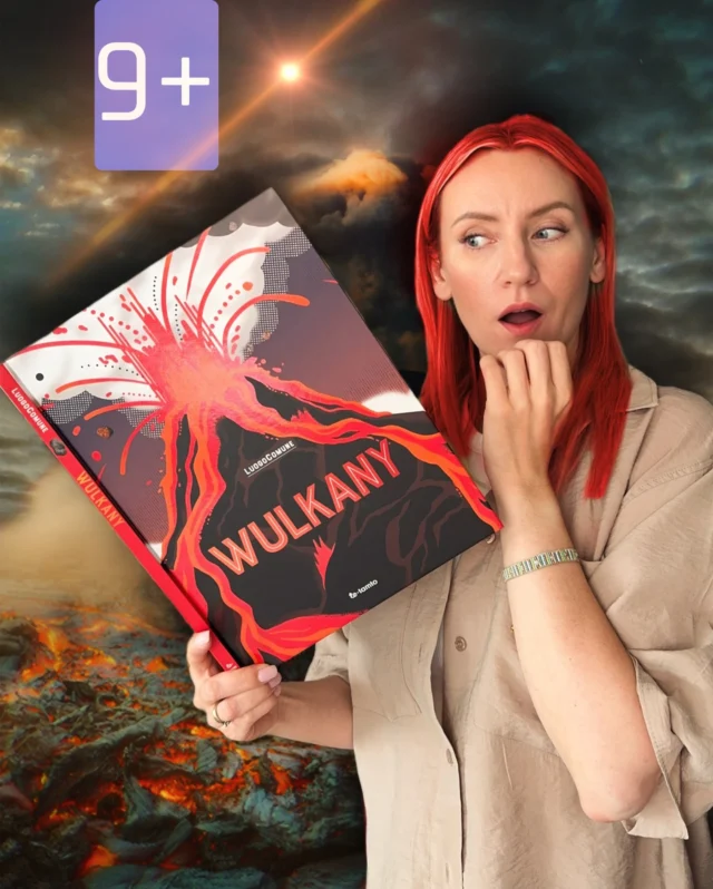 „Wulkany” od wydawnictwa ToTamto to książka, która rozbudza ciekawość i wybucha pasją do nauki.

 Nie trzeba być ekspertem – wystarczy otworzyć pierwszą stronę, by dać się wciągnąć w fascynujący świat ognia, skał i lawy.

To popularnonaukowa pozycja dla dzieci od 9 lat, która tłumaczy zjawiska wulkaniczne przystępnie, ale bez spłycania tematu. Są tu gejzery, płyty tektoniczne, mity i praca wulkanologów. A wszystko w pięknej, wyrazistej oprawie graficznej autorstwa LuogoComune.

Idealna do wspólnego czytania, jako inspiracja do rozmów i szkolnych projektów.

Jestem zachwycona ilustracjami! 

A jak jest u Was? Twoje dziecko lubi książki edukacyjne?  Napisz w komentarzu, czy Was też fascynują wulkany i książki, które uczą z przyjemnością.

🚨Pełna recenzja na blogu! 

#współpracareklamowa #wulkany #książkiedukacyjne #książkipopularnonaukowe #książkanaprezent #edukacjadomowa #nauka #wulkan #książkaowulkanach #żywioły #książkidladzieci