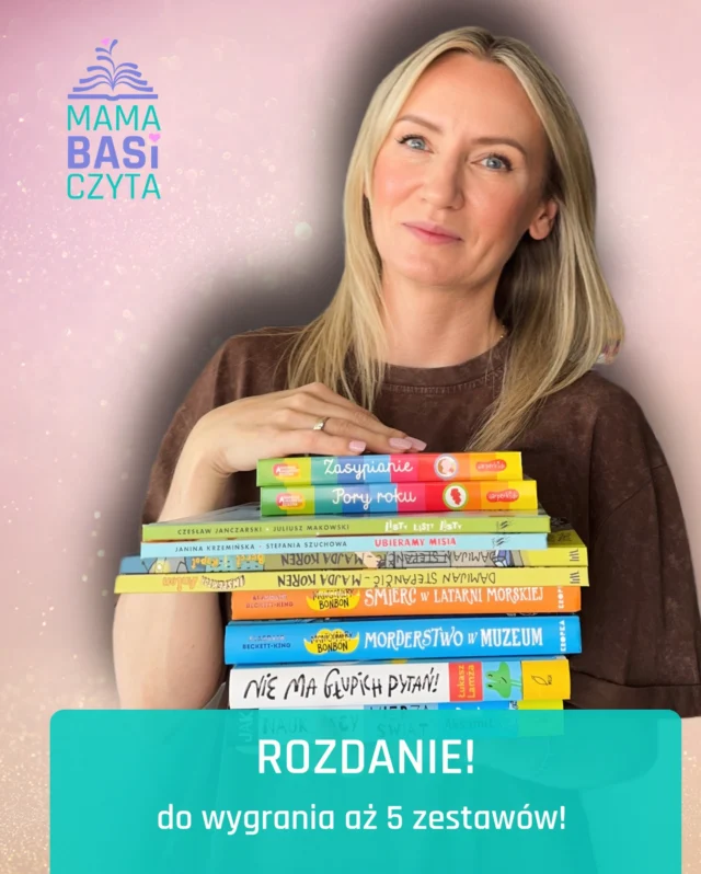 ROZDANIE WAKACYJNE!⛱️
 To już ostatnie rozdanie tych wakacji – kolejne dopiero we wrześniu, więc koniecznie weź udział!

Do wygrania aż 5 zestawów – każdy wyjątkowy i z pewnością trafi w czyjś gust.
 W karuzeli znajdziecie zdjęcia wszystkich zestawów:
1. Dla najmłodszych – książeczki kartonowe, idealne do małych rączek. 2. Dla przedszkolaków – retro klasyki. 3. Dla fanów śmiechu – komiksy pełne humoru. 4. Dla małych detektywów – wciągająca seria z humorem.  5. Dla ciekawskich – książki, które odpowiadają na pytania dzieci ciekawych świata. 

🚨Jak wziąć udział?🚨 W komentarzu pod tym postem odpowiedz na pytanie: Jakie książki czyta Twoje dziecko w wakacje? Albo jaką książkę czytasz Ty? A może czytacie wspólnie?
Nie zapomnij napisać, o który zestaw grasz.

Będzie mi też bardzo miło, jeśli zostawisz serduszko ❤️ lub inny ślad swojej obecności pod wcześniejszymi postami. 

Bawimy się do 24 lipca, a wyniki ogłoszę w komentarzu pod tym postem. Wygrywa 5 osób! 

Powodzenia i niech dobre książki trafią w dobre ręce! ✨
 #mamaBasiCzyta #rozdanie #książkidladzieci #konkursksiążkowy #czytamzdzieckiem #wakacjewksiążkach #rozdanieksiążkowe